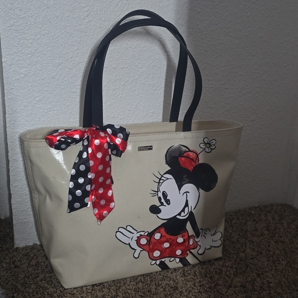 kate spade Handbags - Kate Spade ♠️ Limited Edition Disney Minnie Mouse Storybook Tote (EUC)(HTF)❤️🖤